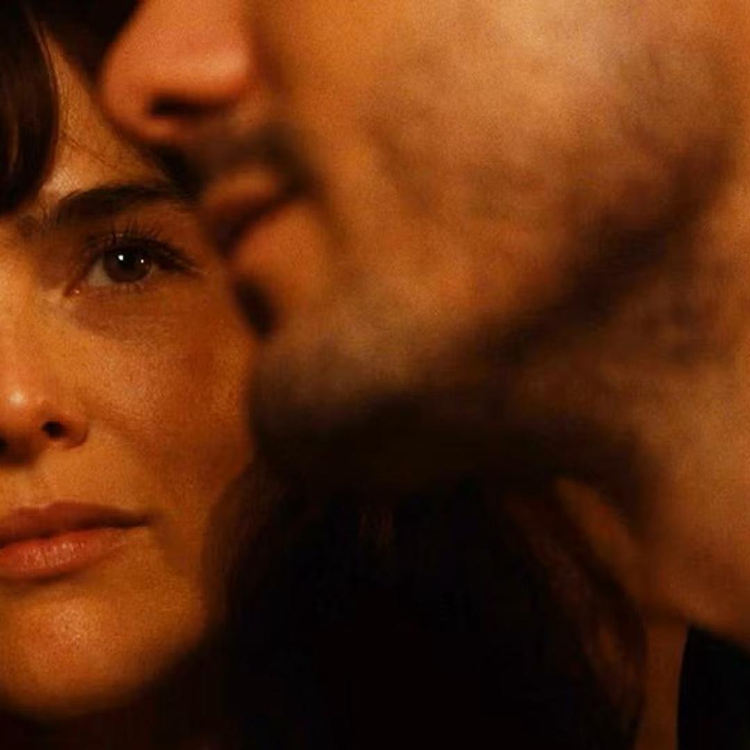 Amor em Dose Tripla? Novo Trailer de 'Entre Nós' Aquece o Gênero da Comédia Romântica